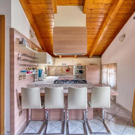 Apartamento Casa Maddalena Private Beach, 2br Sleeps 4 - Happy Cadrezzate