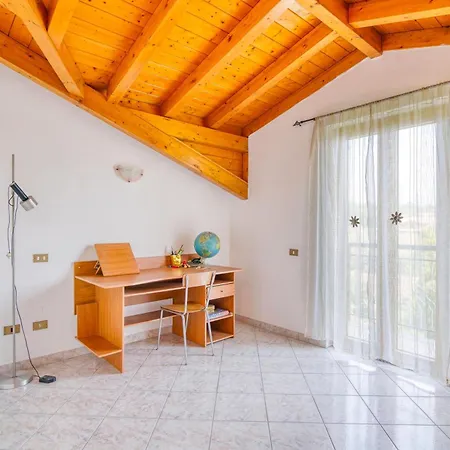 Casa Maddalena Private Beach, 2br Sleeps 4 - Happy