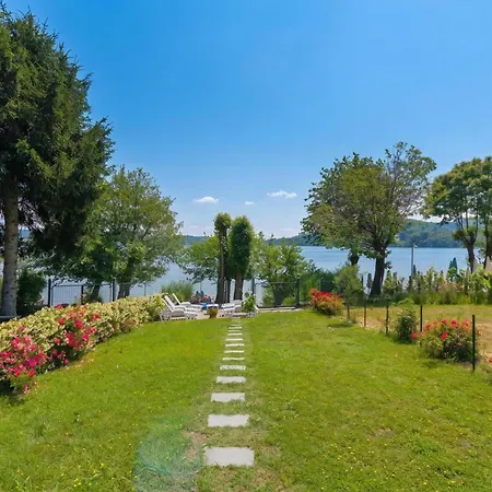 Casa Maddalena Private Beach, 2br Sleeps 4 - Happy